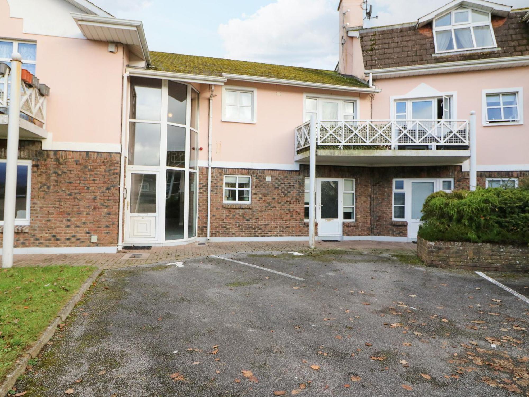 8 Scrahan Place Killarney Exterior photo